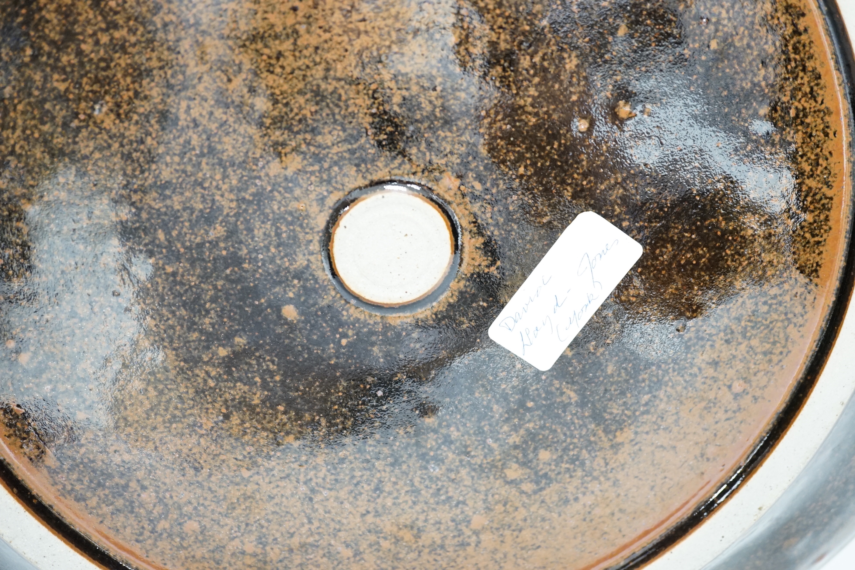 A David Lloyd Jones studio pottery charger, 49cm in diameter